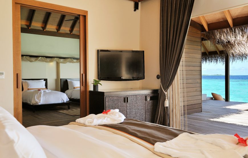 SUNSET OCEAN FAMILY SUITE