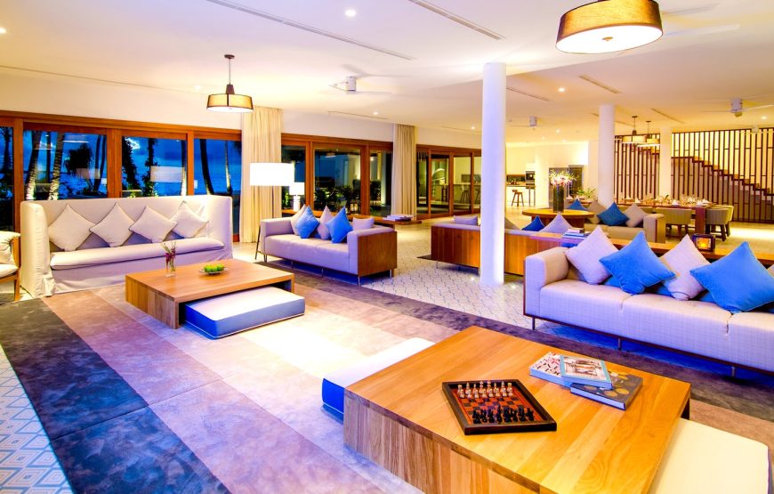 GREAT BEACH VILLA RESIDENCE