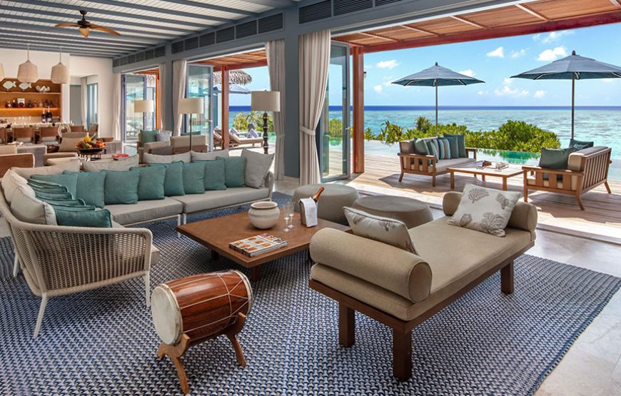 RAFFLES ROYAL RESIDENCE