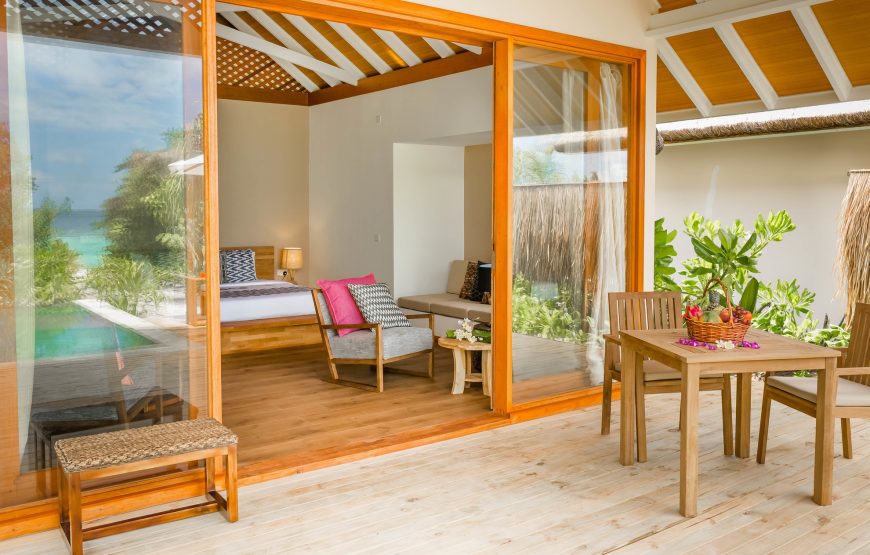 BEACH VILLA WITH POOL