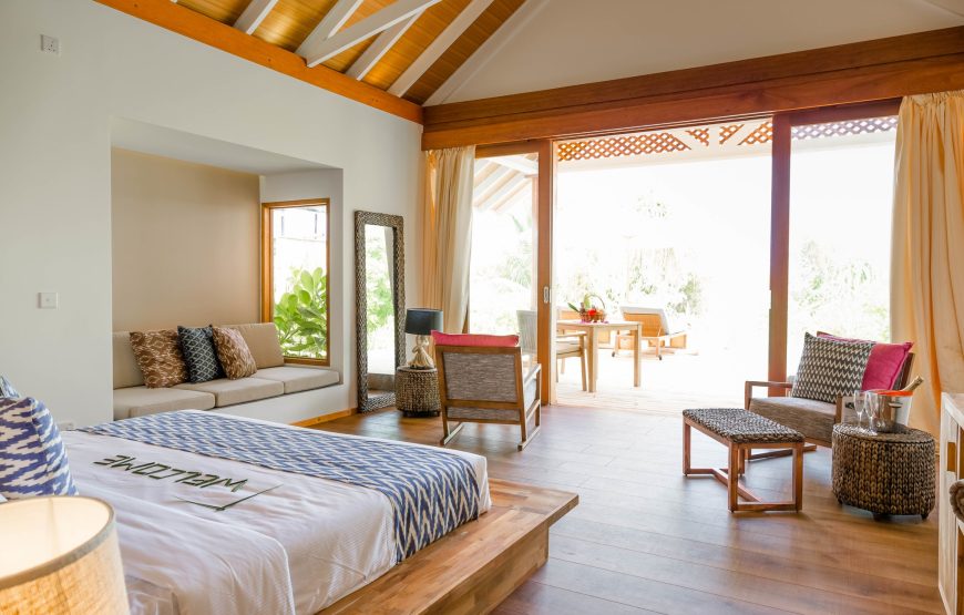 BEACH VILLA WITH POOL