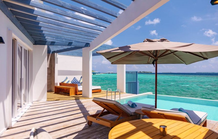 1 BEDROOM LAGOON WATER POOL VILLA