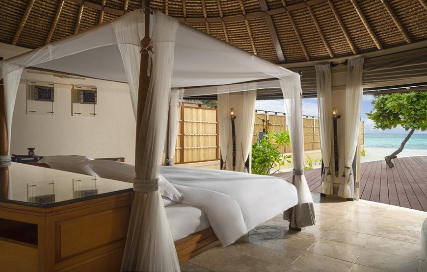 Grand Beachfront Pool Villa