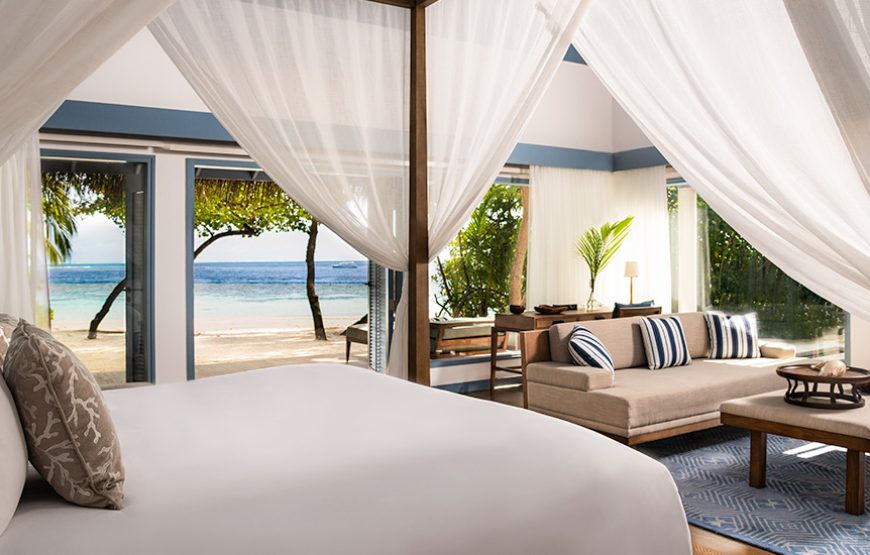 BEACH VILLA WITH POOL