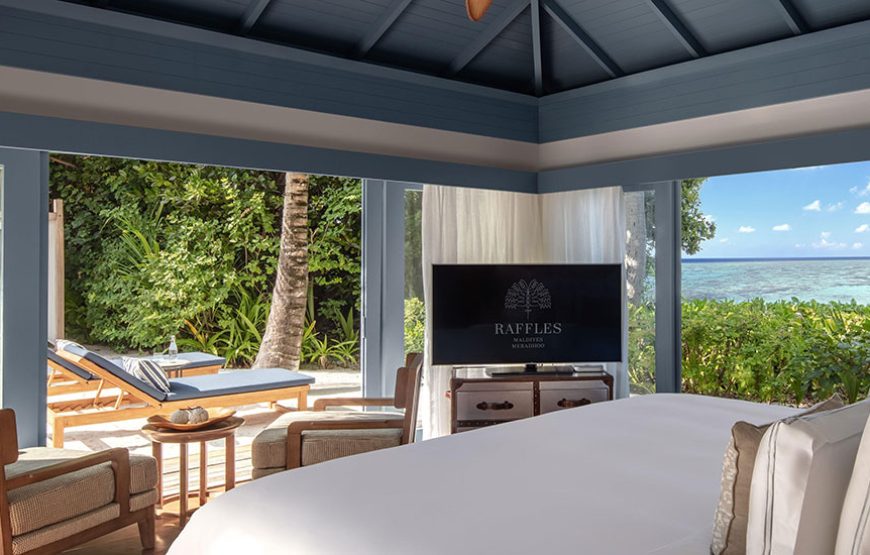 BEACH RESIDENCE WITH POOL