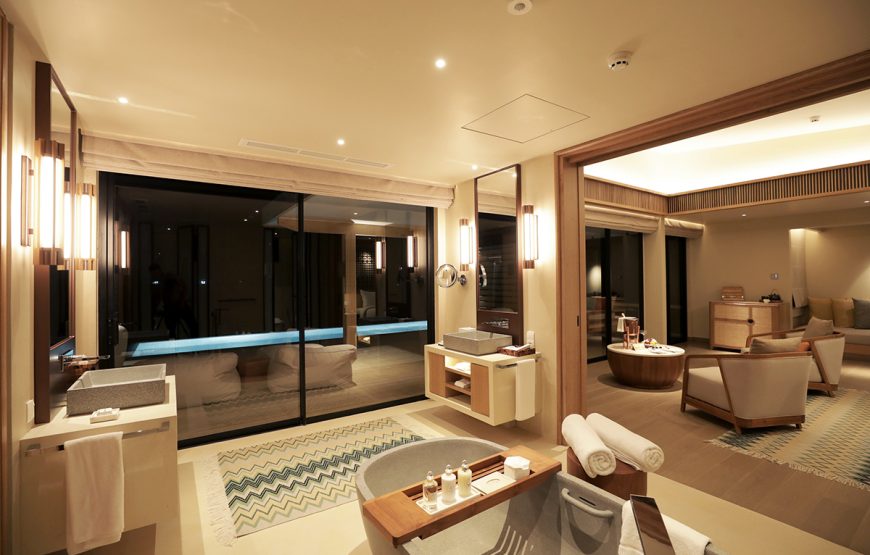 Water Villa with Pool