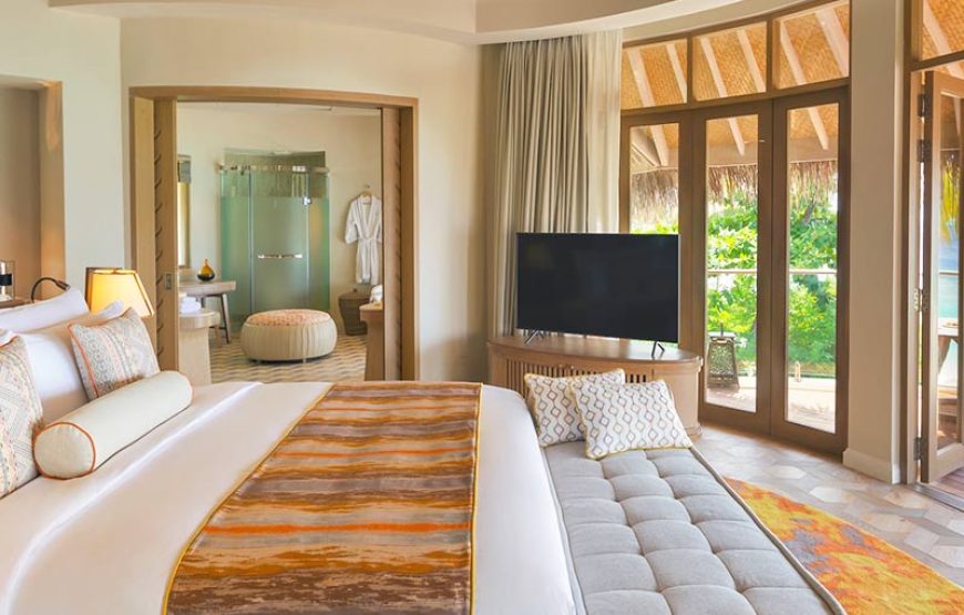 BEACH RESIDENCE WITH PRIVATE POOL