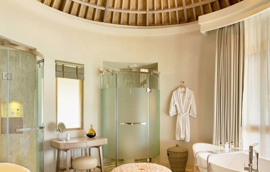 BEACH RESIDENCE WITH PRIVATE POOL