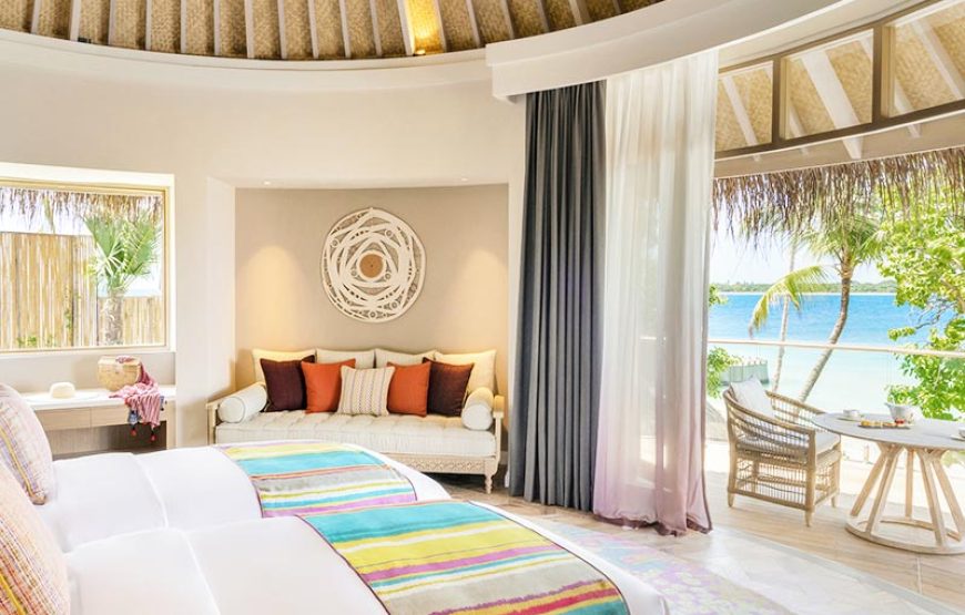 THE NAUTILUS MANSION WITH PRIVATE POOL