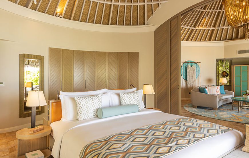 BEACH HOUSE WITH PRIVATE POOL