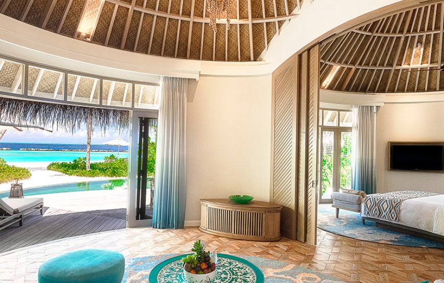 BEACH HOUSE WITH PRIVATE POOL